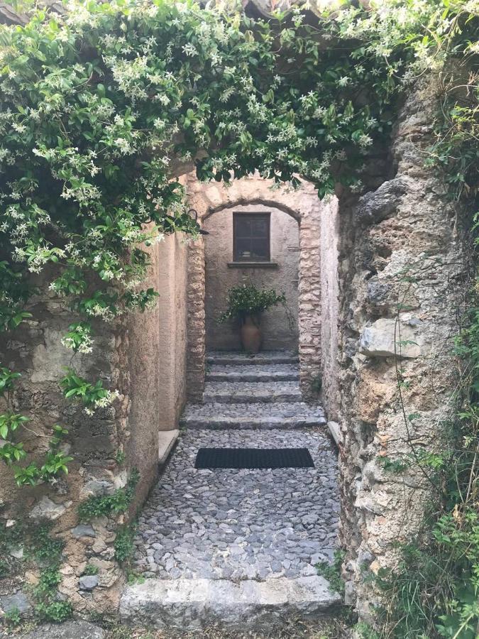 Agriturismo Colloreto Morano Calabro Exteriör bild